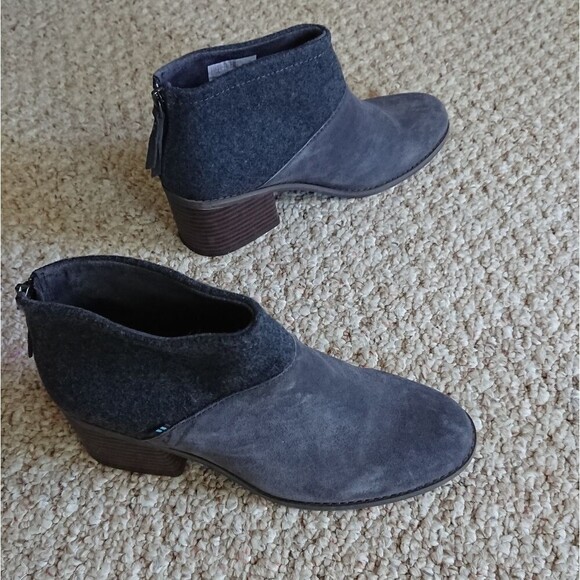 Toms Gray Suede Wool Blend Stacked Heel Ankle Bootie size 8 - Picture 5 of 15